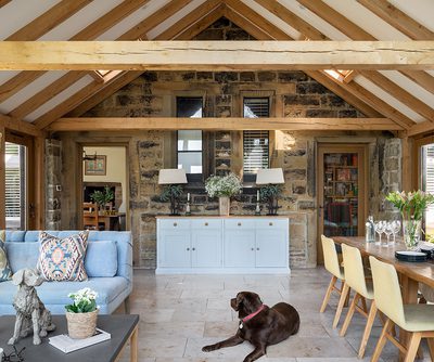 9851 07 Oakwrights Rob Crawshaw content