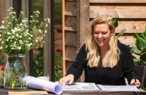 2424 06 Helen Needham Oakwrights Mark Watts Content Block