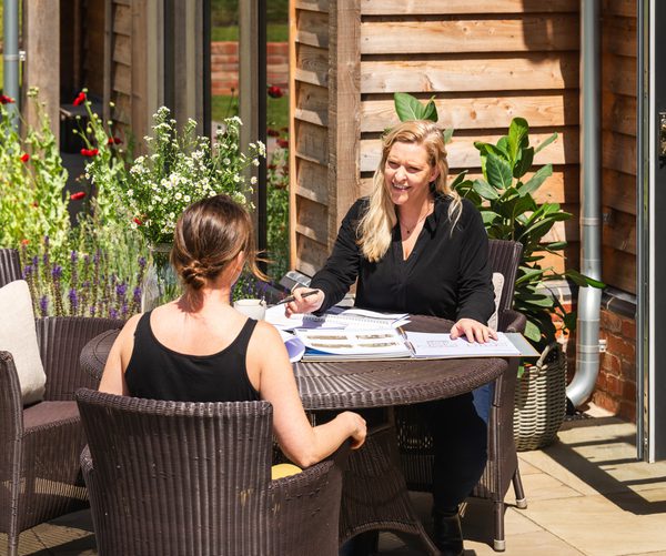 2424 10 Helen Needham Oakwrights Mark Watts