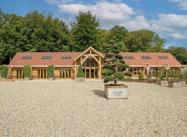 Leckford Farm Shop10a b Feature