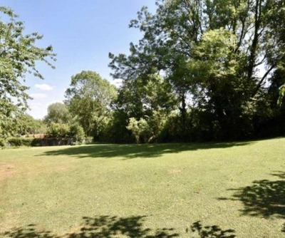 Frog Lane Plot a contentblock