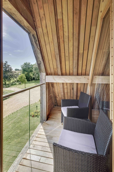 Oak frame contemporary farmhouse extension