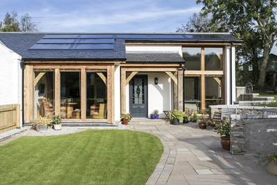 1912 04 b Oakwrights Richard Frew Galllery