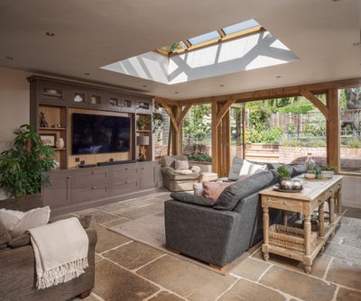 5466 016 Oakwrights Mark Watts content