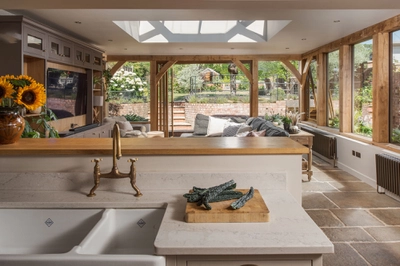 5466 017 Oakwrights Mark Watts gallery