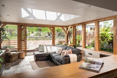 5466 021 Oakwrights Mark Watts gallery