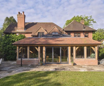 5563 001 Oakwrights Simon Kennedy Gallery