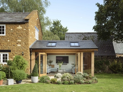 5315 066 Oakwrights Simon Kennedy Gallery