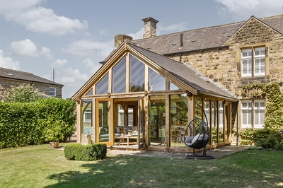 Garden room on Grade II home