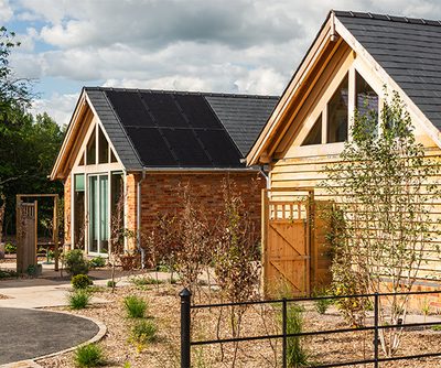 2529 64 Oakwrights Mark Watts