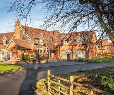 1926 63 Oakwrights Mark Watts content