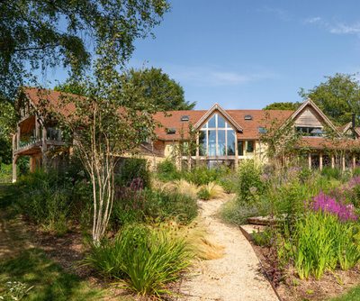 2264 002 Oakwrights Mark Watts content