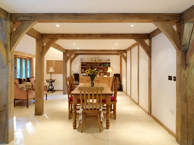 413 001 Oakwrights Darren Chung