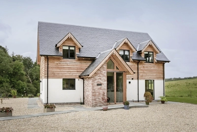 1946 025 b EE Oakwirights Richard Frew Galllery 1