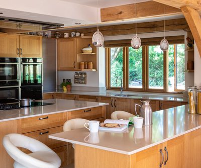 1718 42 Oakwrights Mark Bolton