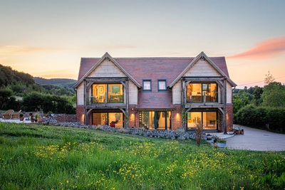 1863 29 Oakwrights Mark Bolton content