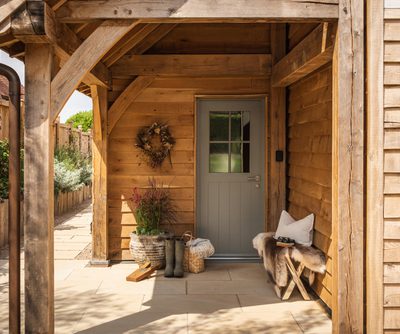 2219 45 Oakwrights Mark Watts Content Block