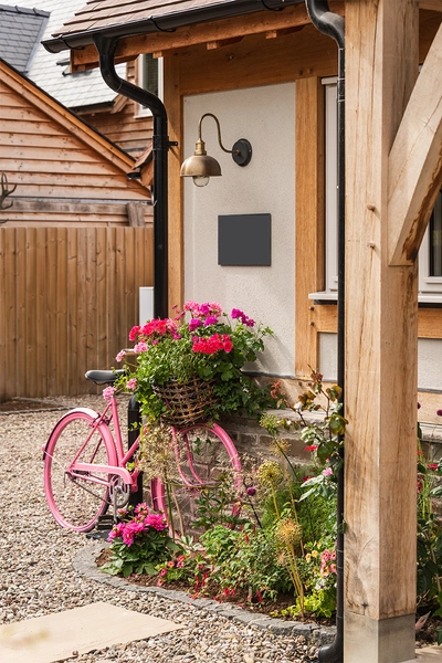 2318 009 Oakwrights Mark Watts gallery