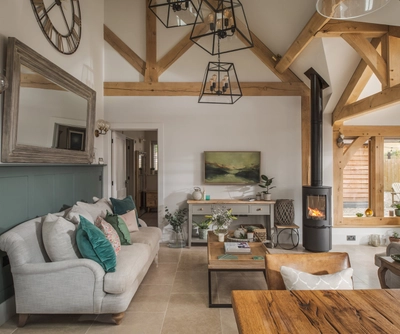 2318 86 Oakwrights Mark Watts Content Block