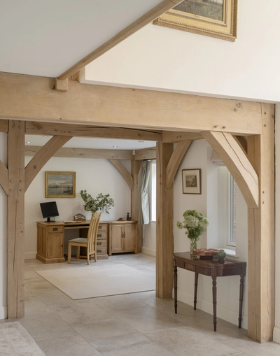 2071 0122 Oakwrights Simon Kennedy Gallery