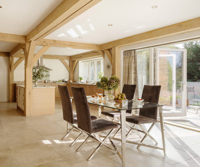 2071 0182 Oakwrights Simon Kennedy Content Block