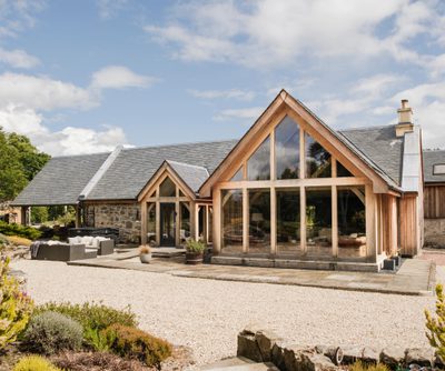 2212 011 Oakwrights Katie Pryde 1 content