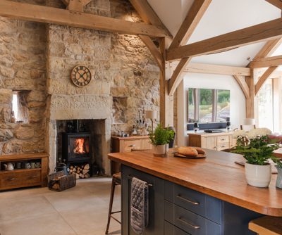 2212 043 Oakwrights Katie Pryde content