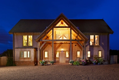 799 exterior front2 Oakwrights Photo Mark Welsh