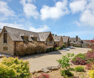 1546 002 Oakwrights Jon Holmes content
