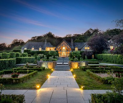 1546 077 Oakwrights Jon Holmes content