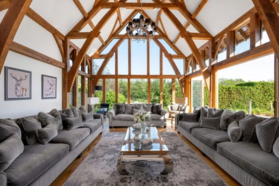 1546 105 Oakwrights Jon Holmes gallery