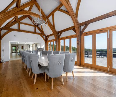 1546 107 Oakwrights Jon Holmes gallery