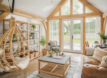 1868 037 Oakwrights Mark Watts Feature