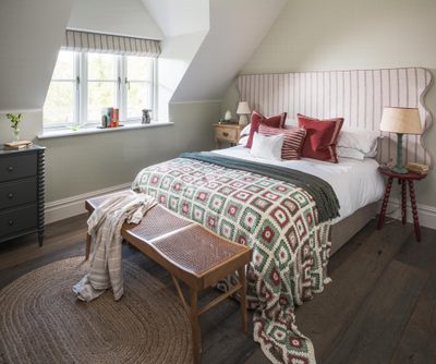 2484 069 Oakwrights Mark Watts content