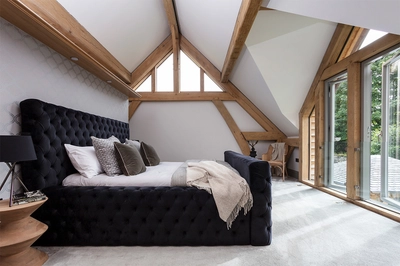 1908 111 Oakwrights Susie Lowe content