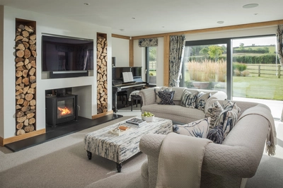 2030 1 Oakwrights Mark Watts gallery