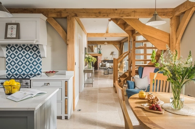 2044 30 Oakwrights Mark Watts Gallery