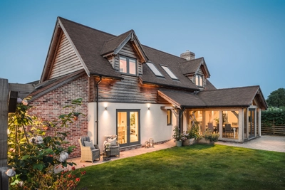 2044 31 b E Oakwrights Mark Watts Gallery