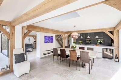 1647 1998 b Oakwrights Simon Maxwell ntpr