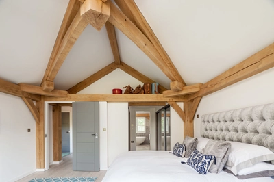 1647 2146 Oakwrights Simon Maxwell ntpr