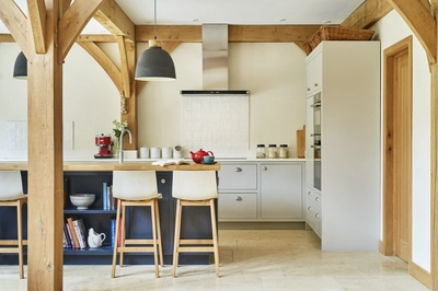 1786 1734 Oakwrights Richard Kiely b Gallery