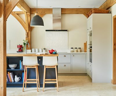 1786 1734 Oakwrights Richard Kiely b content