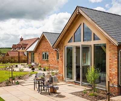 2529 19 Oakwrights Mark Watts content