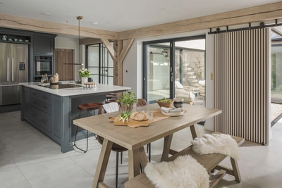 2310 305 Oakwrights Mark Watts