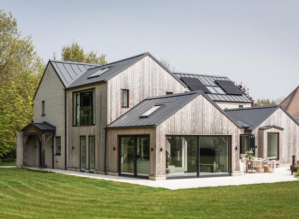 2310 40 Oakwrights Mark Watts Feature