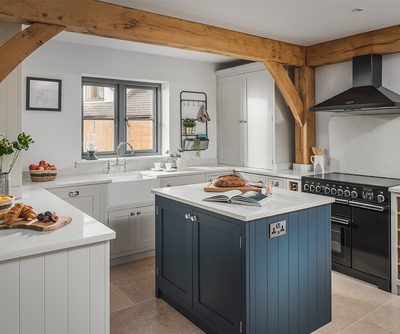 2043 022 Oakwrights Mark Watts contnet