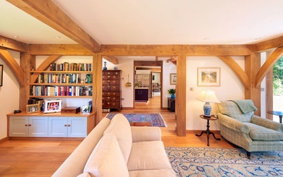 1448 2890 Photo Mark Welsh Oakwrights