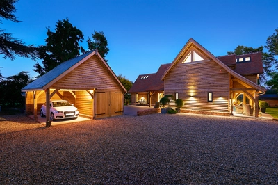 1550 0619 Oakwrights Photo Mark Welsh b content