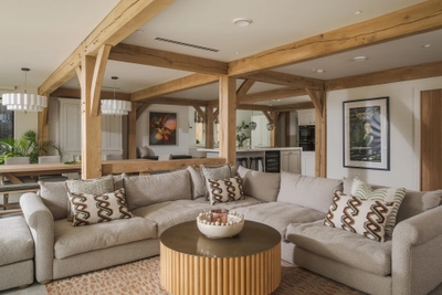 2206 040 Oakwrights Mark Watts content