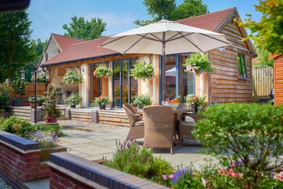 1606 5137 Oakwrights Photo Mark Welsh b